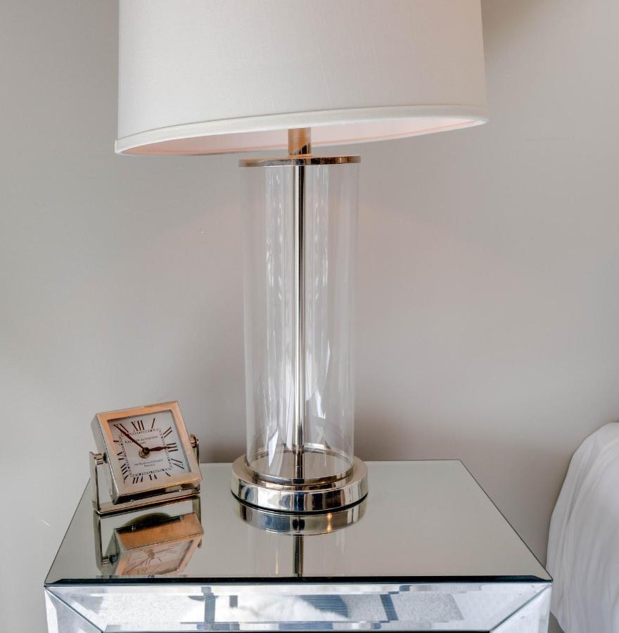 Tallest Building In The City Centre Sleeps 5 Incredible City Mountain And Lagan Views Belfast Exteriör bild